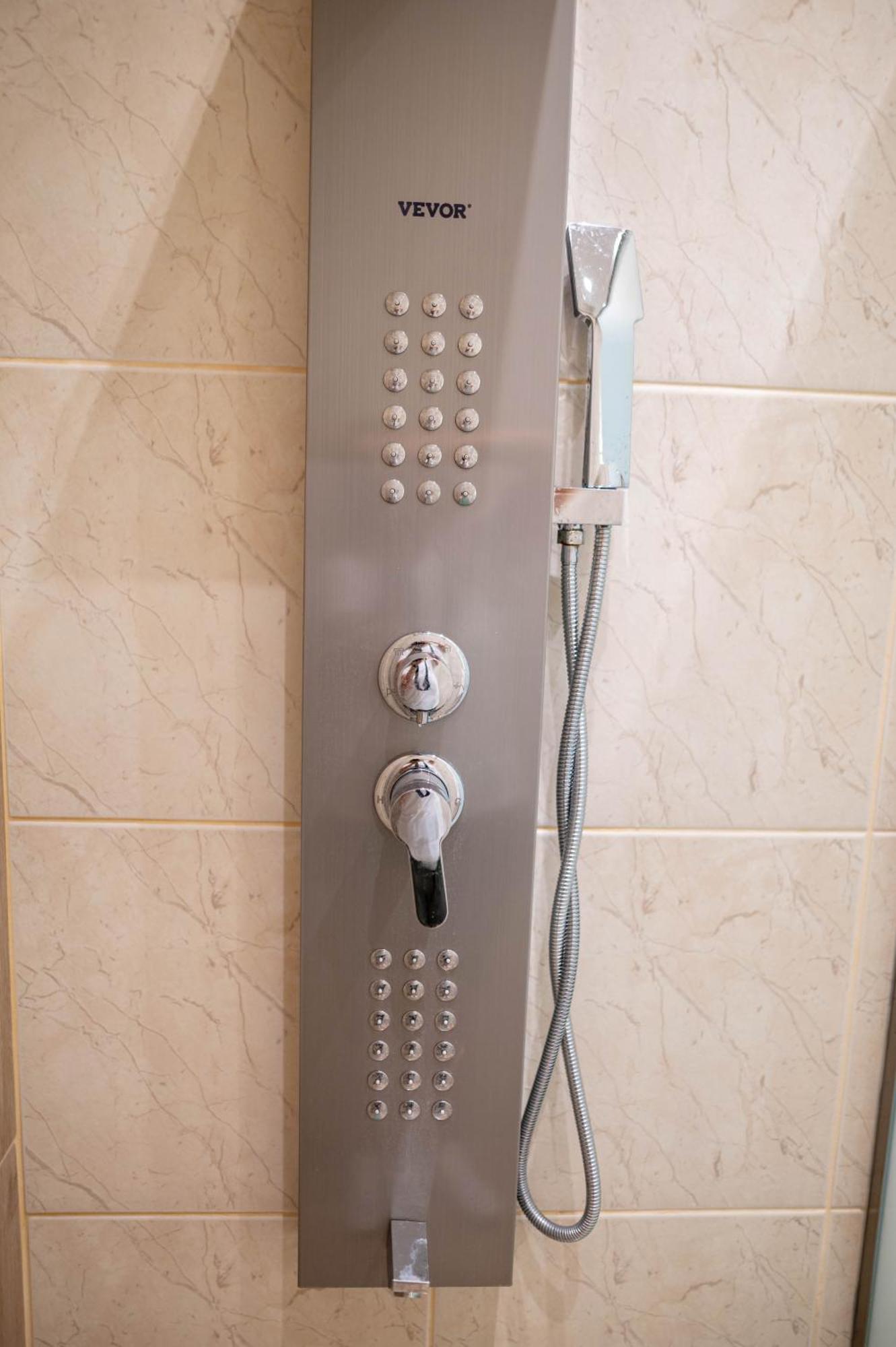 Kosnian City Suites מראה חיצוני תמונה